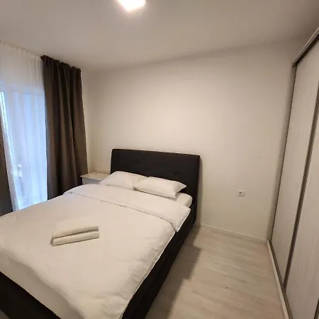 Tourist Luxury In