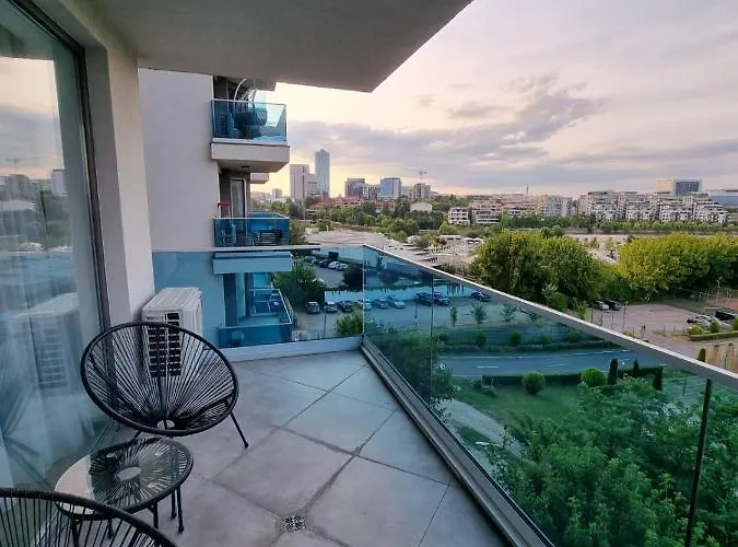 Tourist Luxury In * Bucareste